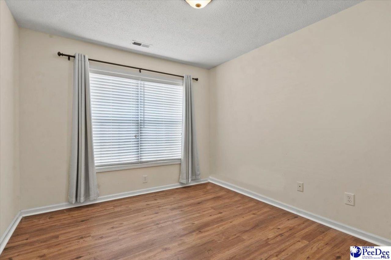 2273 Inverness Dr. Photo 5