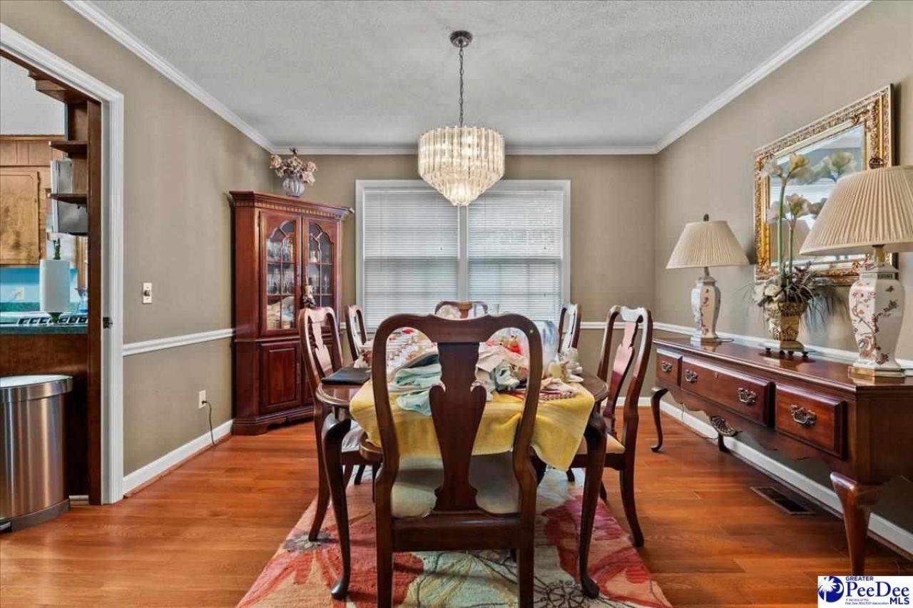 2330 S Hallmark Dr. Photo 14