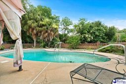2330 S Hallmark Dr. photo 4
