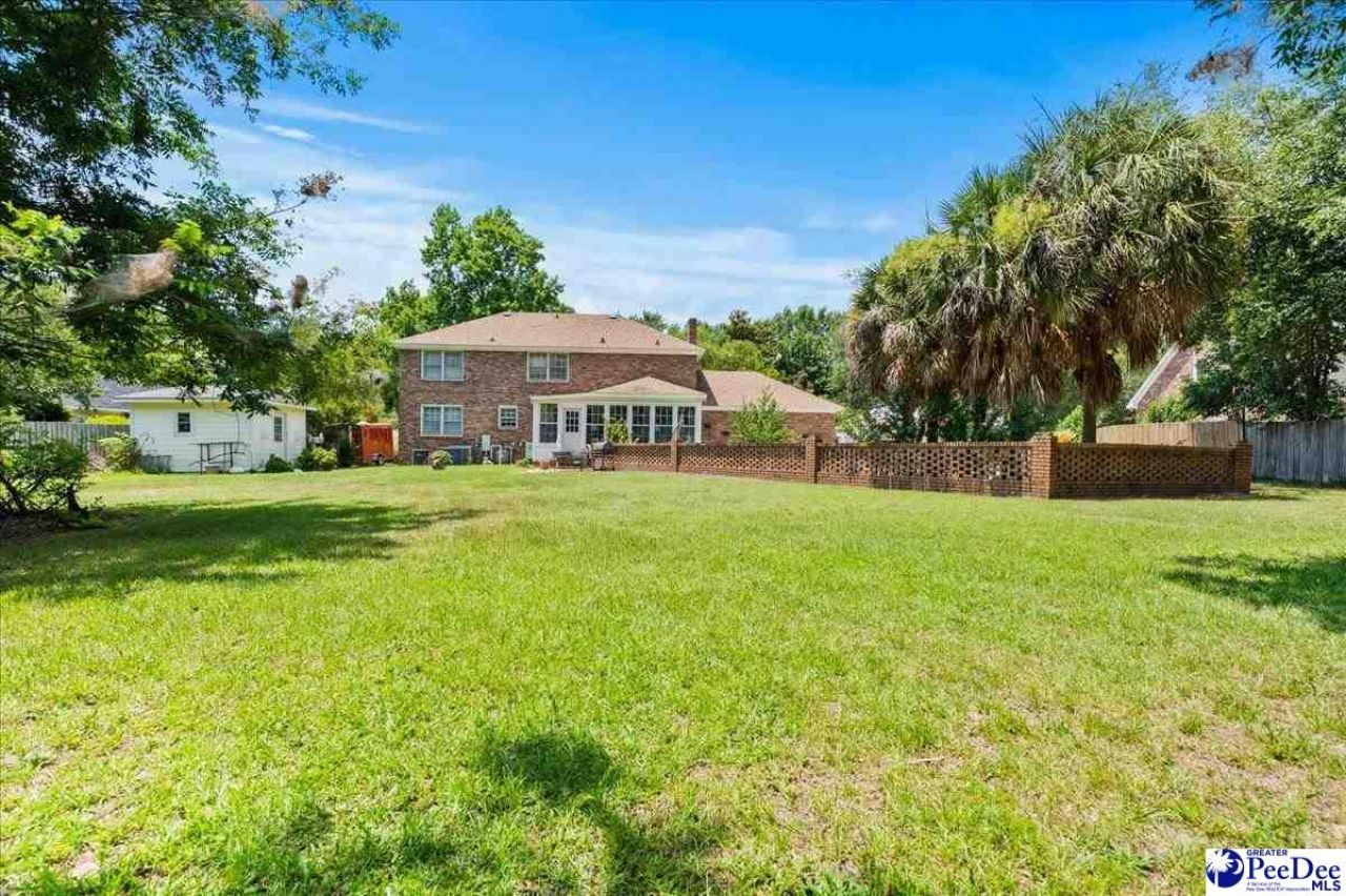 2330 S Hallmark Dr. Photo 43