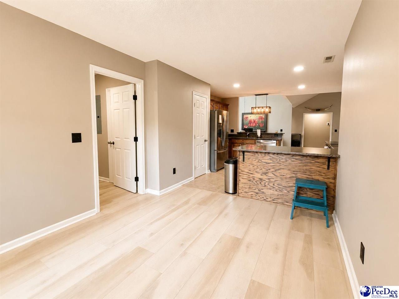 1325 Monterey Drive Photo 10