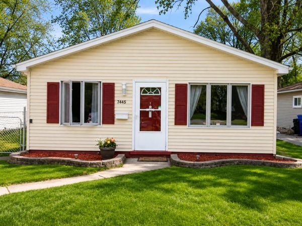 7060 Victory Avenue, Warren, MI 48091