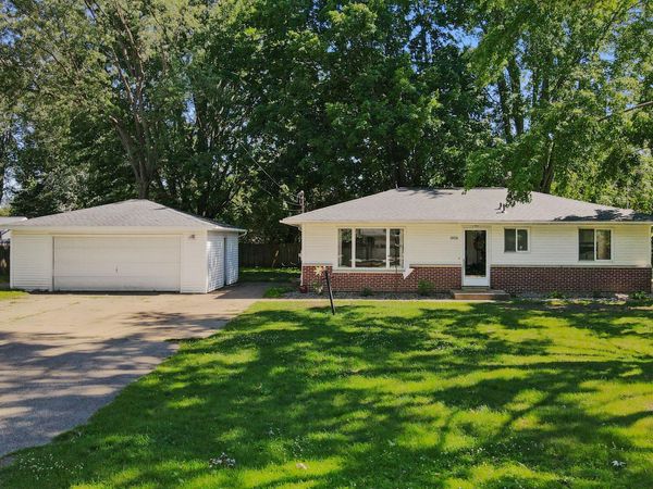 1056 Aster Street, Wayland, MI 49348