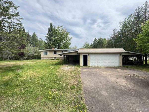 41261 Half Moon Beach Road, Chassell Twp, MI 49916