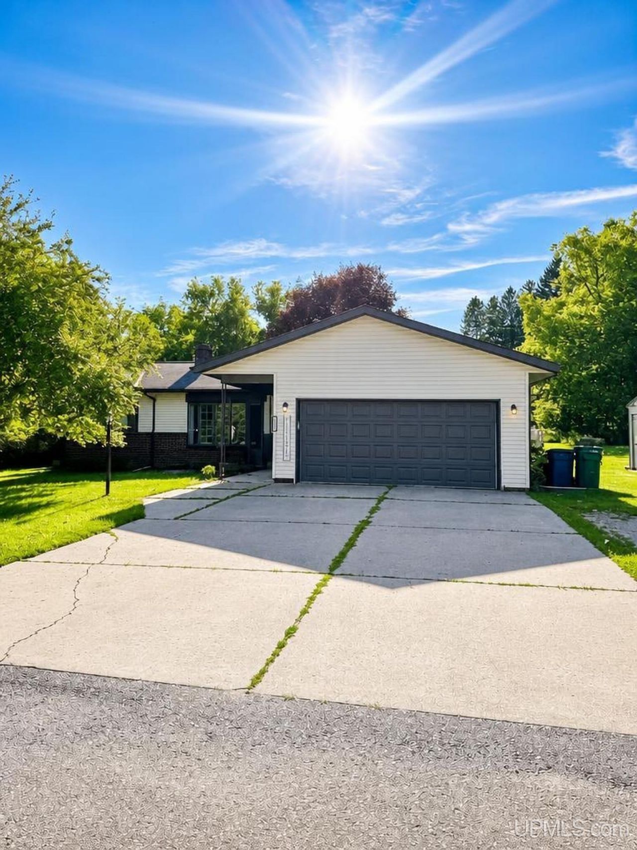 2130 Fifth Avenue, Norway, MI 49870 Main Photo