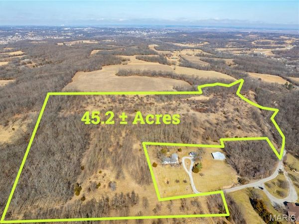 58079 Dow Trail , Hannibal, MO 63401