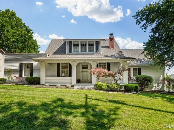 273 Old Sulphur Spring Road , Manchester, MO 63021