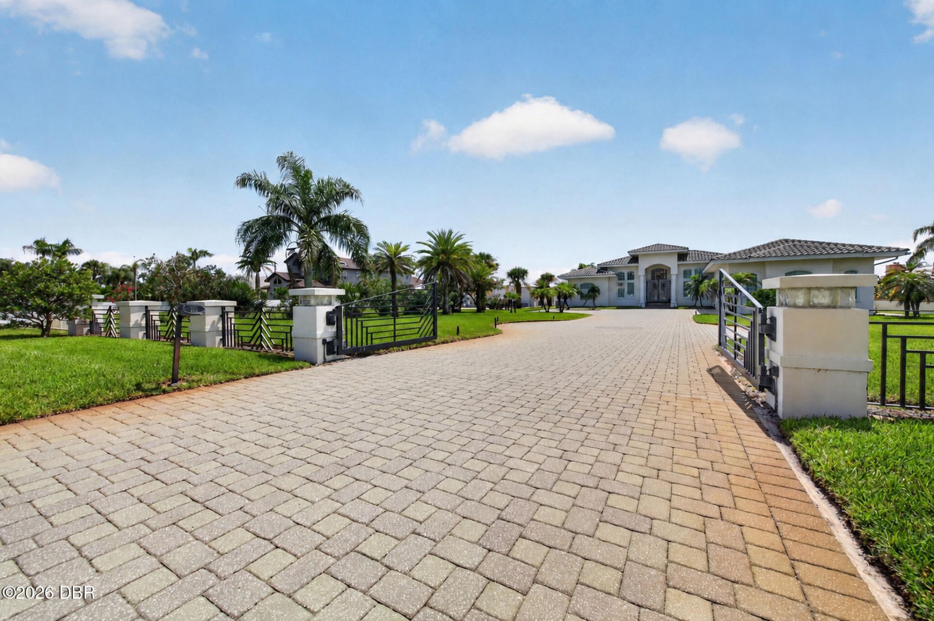 3020 S Peninsula Drive, Daytona Beach Shores, FL 32118 Photo