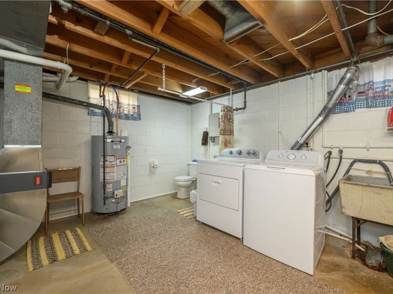 318 S Reeves Avenue , Dover, OH 44622 Photo 19