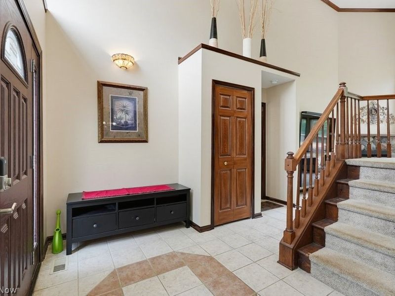 10313 Dayflower Drive, Twinsburg, OH 44087 Photo 8