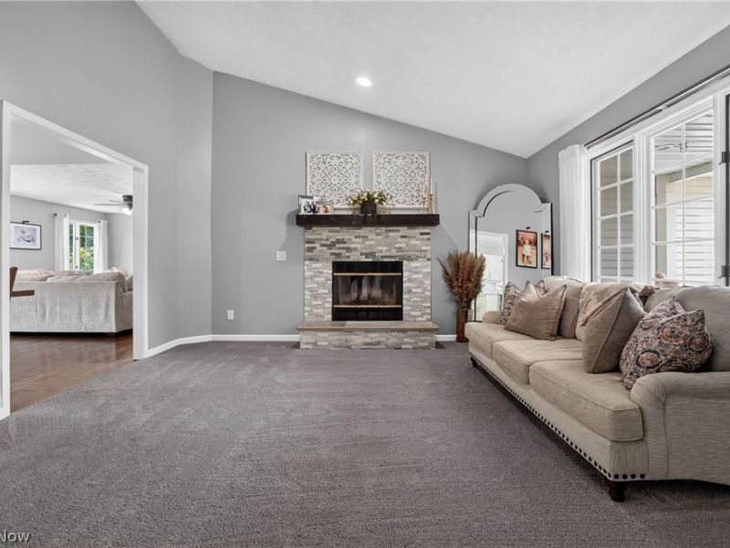 13821 Chardon Windsor Road, Chardon, OH 44024 Photo 14
