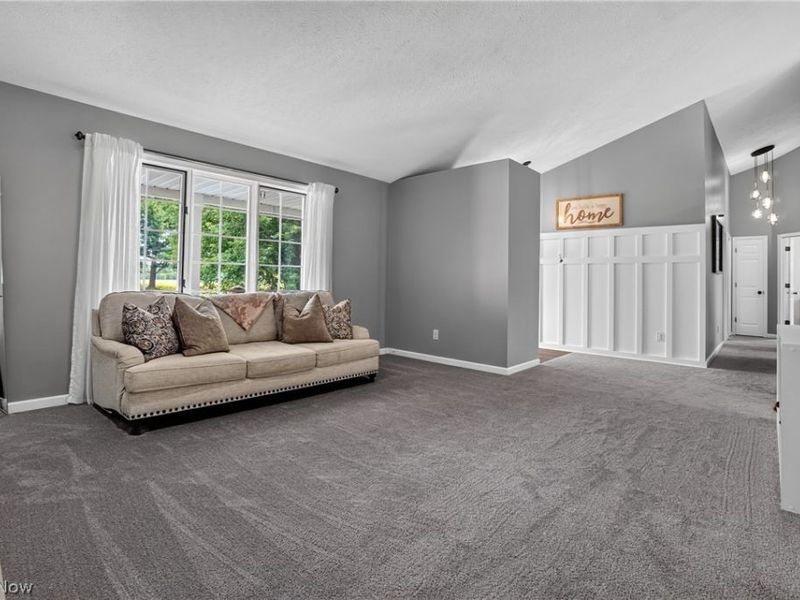 13821 Chardon Windsor Road, Chardon, OH 44024 Photo 18