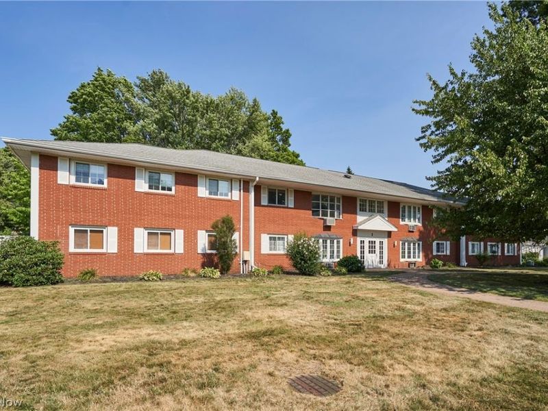 2 Meadowlawn Drive , Unit 4, Mentor, OH 44060 Photo 1