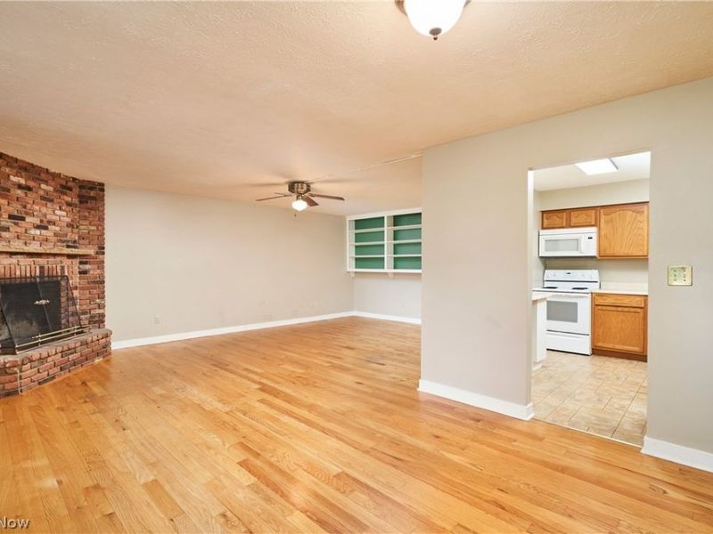 2 Meadowlawn Drive, Unit 4, Mentor, OH 44060 Photo 27