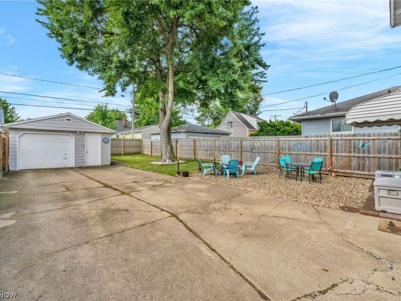 7803 Snow Road, Parma, OH 44129 Photo 24