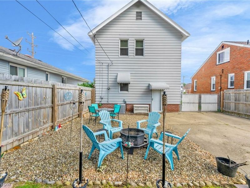 7803 Snow Road, Parma, OH 44129 Photo 25