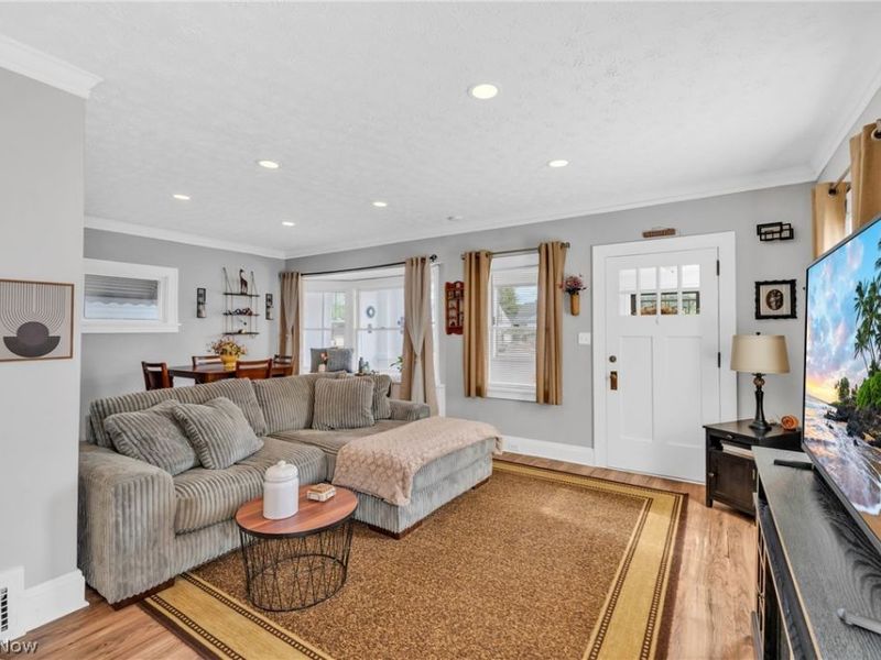 7803 Snow Road, Parma, OH 44129 Photo 8