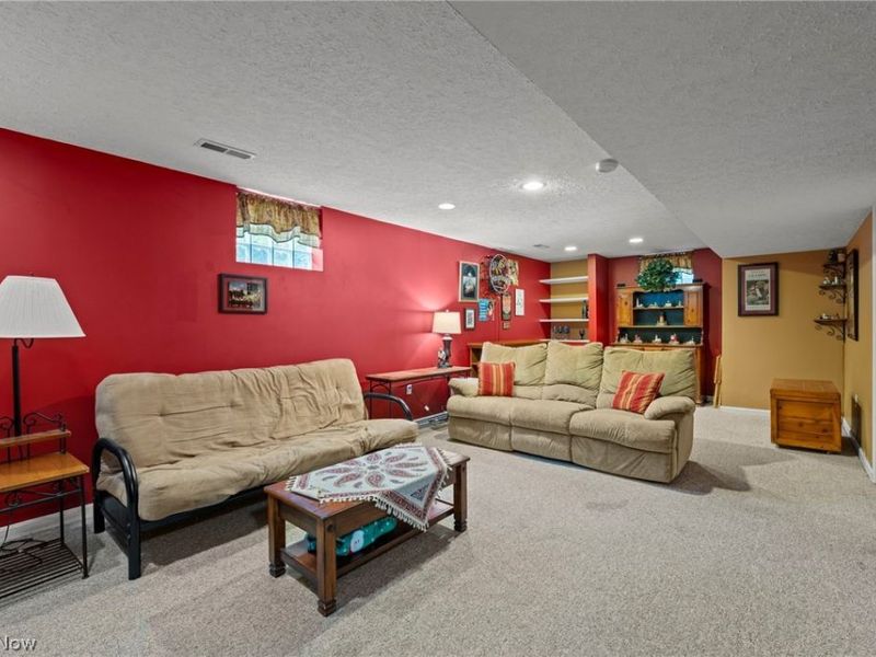 5112 E Lake Road, Sheffield Lake, OH 44054 Photo 24