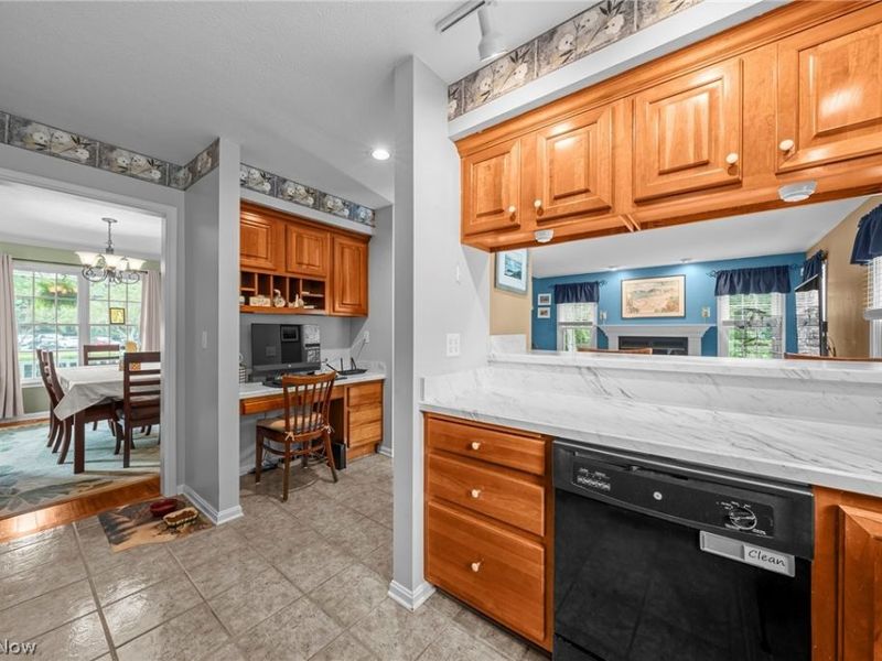 5112 E Lake Road, Sheffield Lake, OH 44054 Photo 7