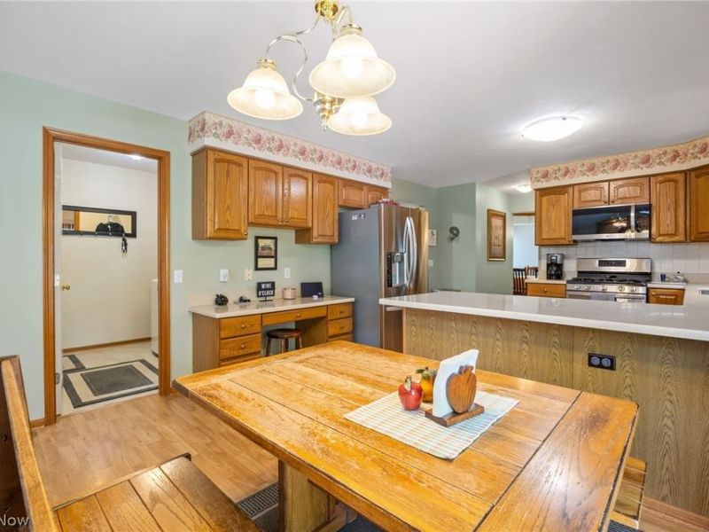33321 Popham Lane, Solon, OH 44139 Photo 11
