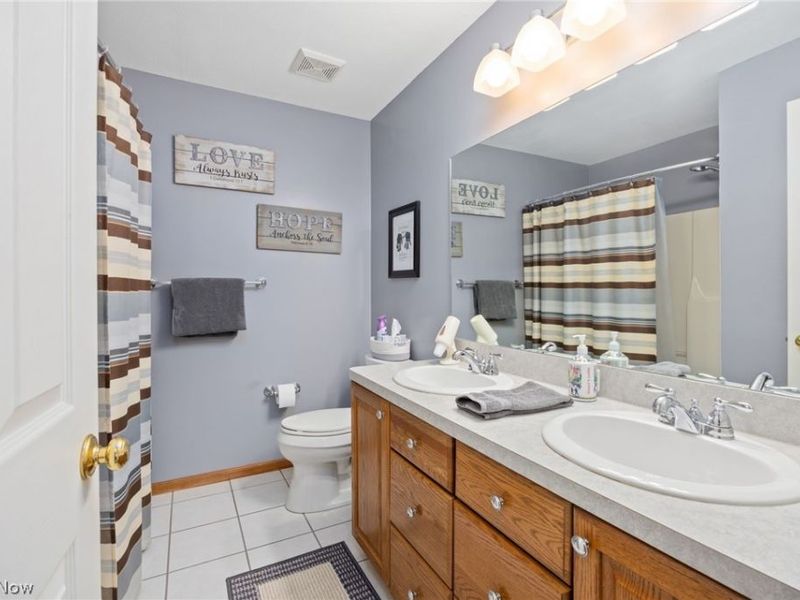 33321 Popham Lane, Solon, OH 44139 Photo 30