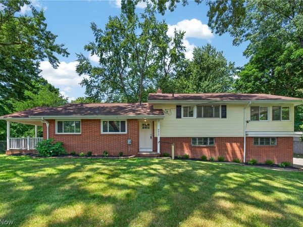 4612 Provens Drive , Akron, OH 44319