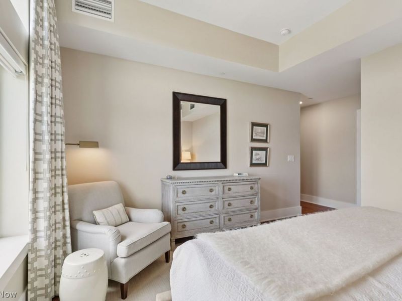 2044 Random Road, Unit 505, Cleveland, OH 44106 Photo 28
