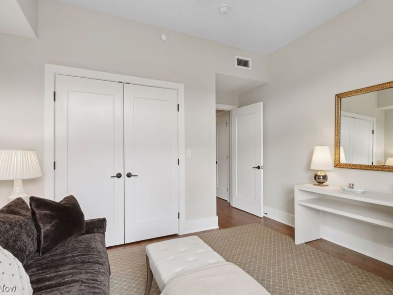 2044 Random Road, Unit 505, Cleveland, OH 44106 Photo 34