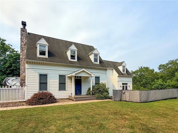 4349 Glen Eden Rd , Cranberry Twp, PA 16066