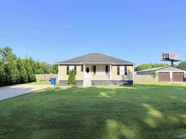 64 Belair Drive, Arab, AL 35016