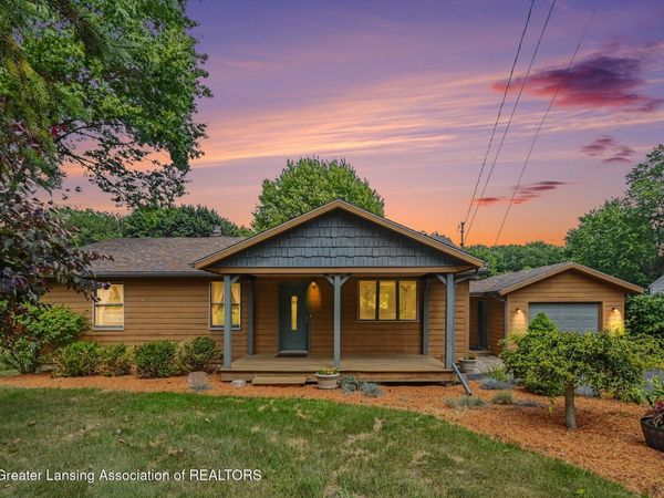 15583 Turner Road, Lansing, MI 48906