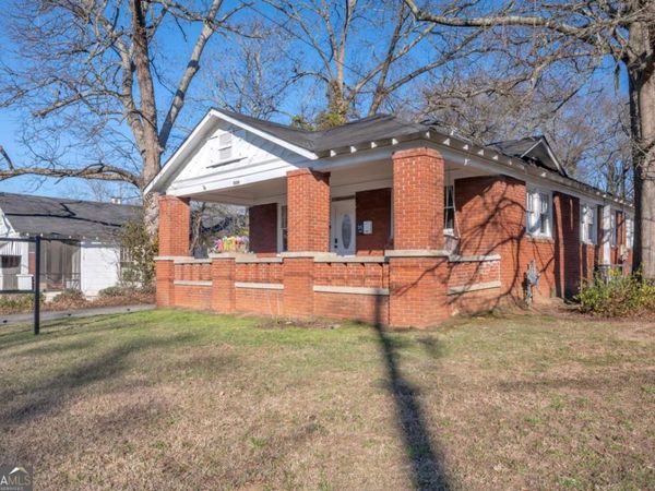 2882 Church Street, East Point, GA 30344