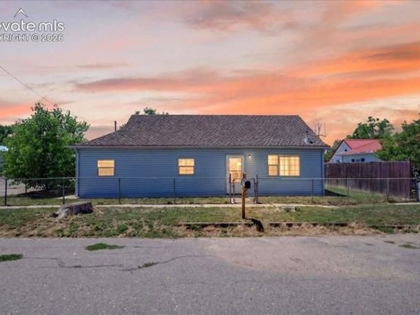 505 2nd Avenue, Deer Trail, CO 80105