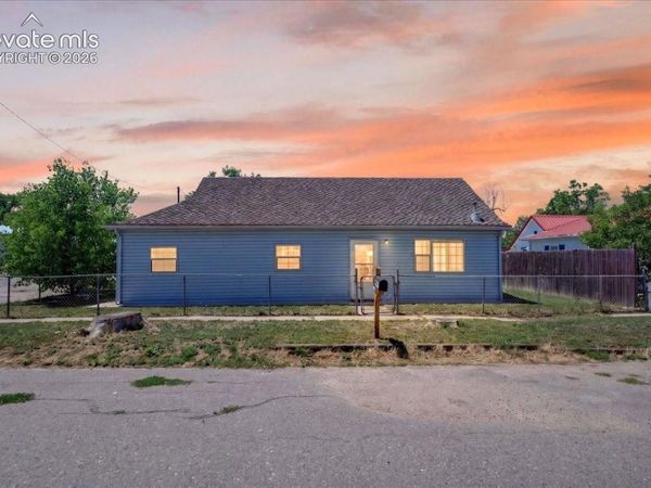 505 2nd Avenue, Deer Trail, CO 80105