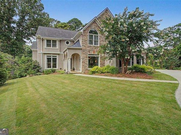 5428 Thornapple Lane NW, Acworth, GA 30101