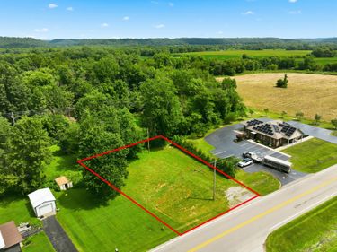 10706 U.S. 127 , Dunnville, KY 42528