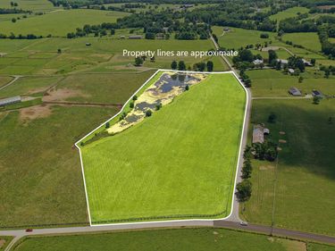 1 Glenn Rd Road, Paris, KY 40361