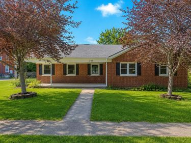 208 N LEWIS Court, Georgetown, KY 40324
