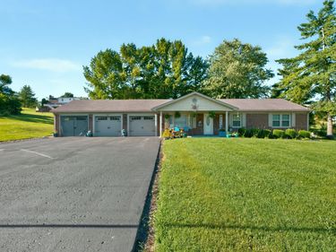 230 Mercer Avenue, Harrodsburg, KY 40330