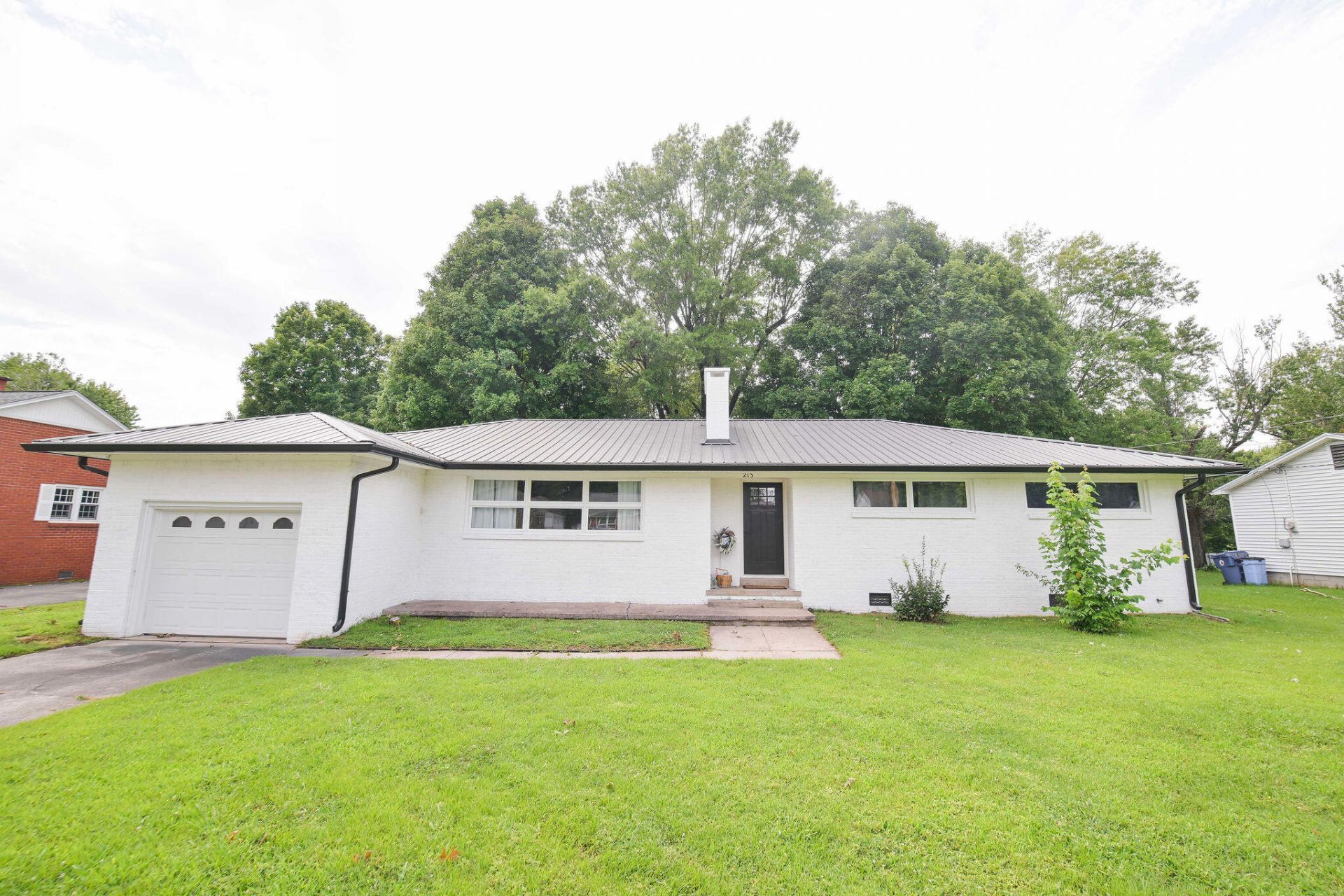213 Fairlane Drive, Mayfield, KY 42066
