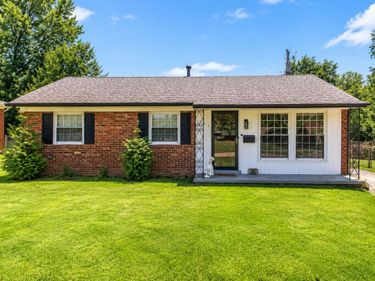 331 McDonald Drive, Versailles, KY 40383