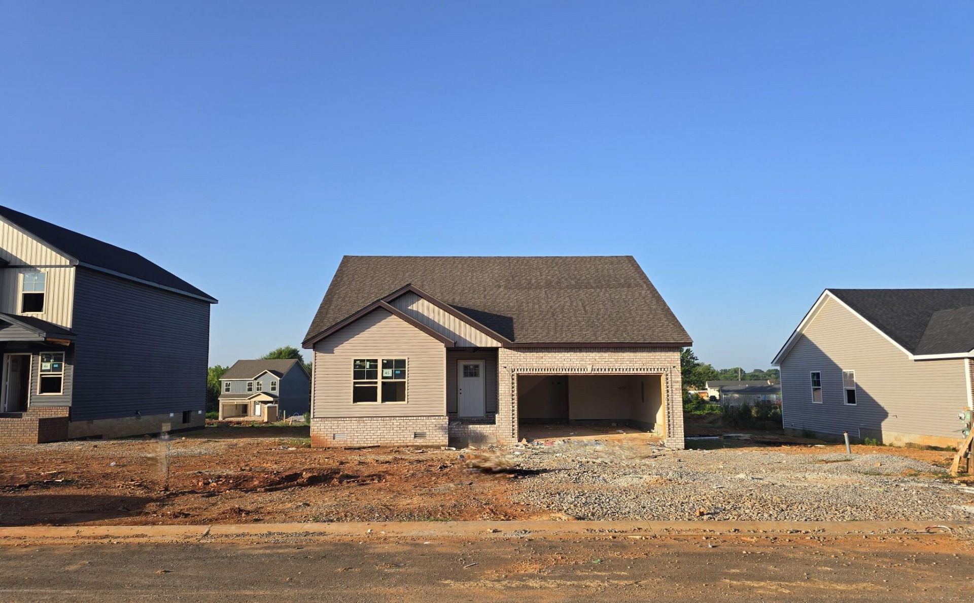 107 Kingston Court, Oak Grove, KY 42262