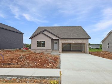 107 Kingston Court, Oak Grove, KY 42262