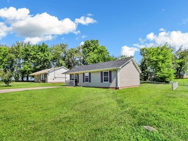 1645 Hannibal Drive, Oak Grove, KY 42262
