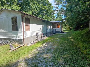 183 183 Shoemaker Ln Lane, Monticello, KY 42633