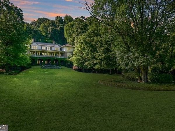3275 Laramie Drive SE, Atlanta, GA 30339