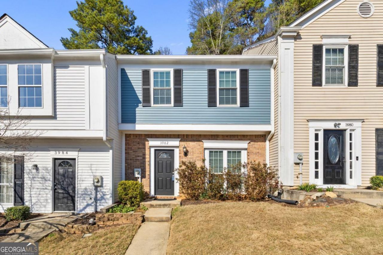 3982 Hancock Circle, Atlanta, GA 30340 Main Photo
