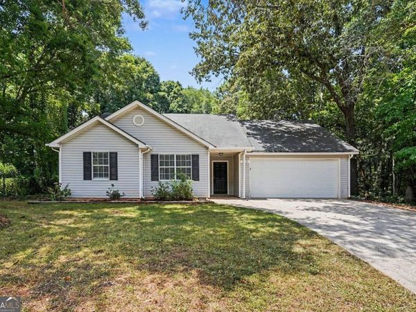 560 E Country Woods Drive, Covington, GA 30016