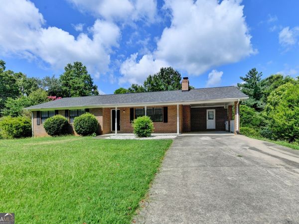 3267 Hilltop Circle, Gainesville, GA 30506