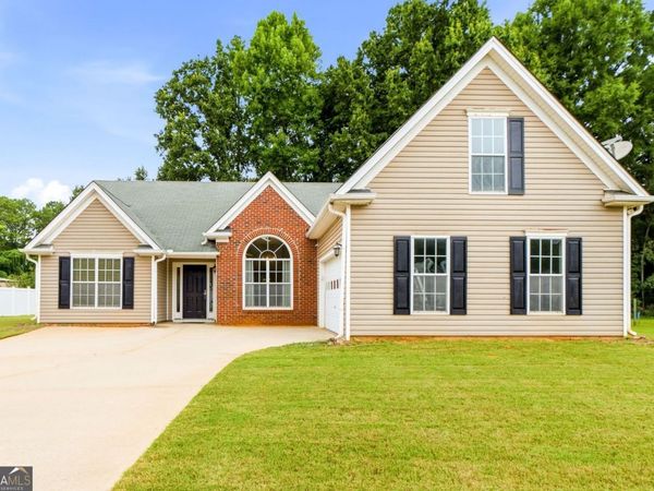 260 Sandstone Drive, Hampton, GA 30228